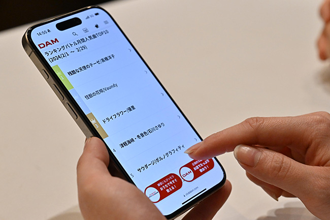 DAM公式サイトの「ランキングバトル」ページには、月間人気曲TOP10を掲載