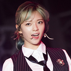 JEONGYEON(ジョンヨン)